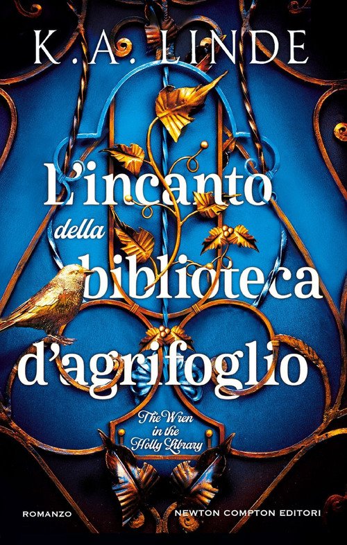 L'incanto della biblioteca d'agrifoglio